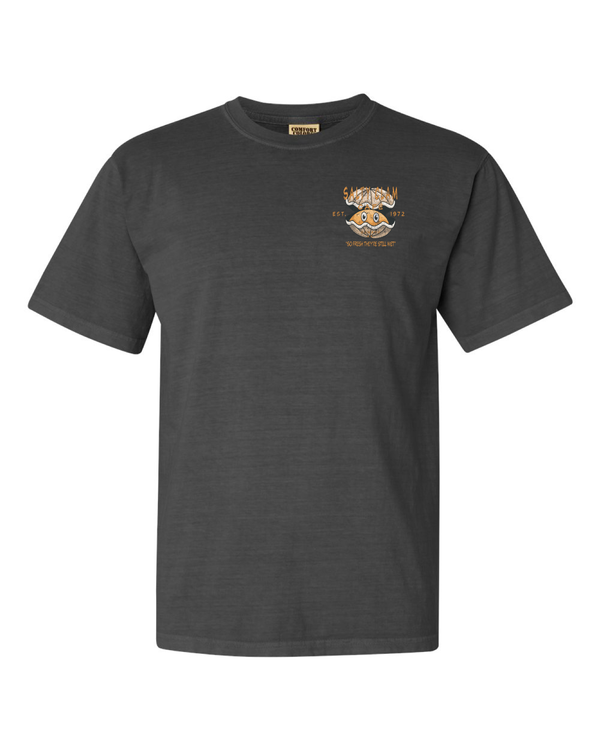 Salty Clam Cafe Seward Alaska Short Sleeve T-Shirt